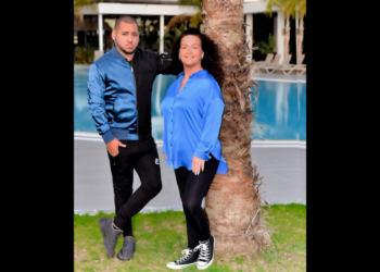 JAMAINE CAREY WITH HIS MOTHER